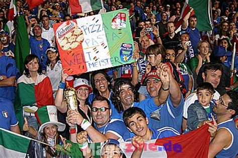 Alle infos zum verein italien (nationalmannschaft) ⬢ kader, termine, spielplan, historie ⬢ wettbewerbe: netMagazine: 09. Juli 2006 - WM Finale Italien vs ...