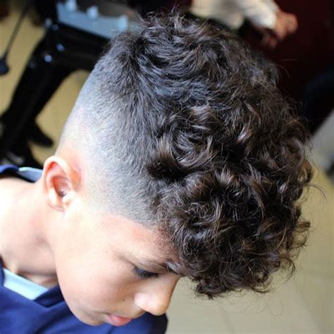 Popular boys haircuts and boys hairstyle. Jongens kapsels met krullen voorbeelden en inspiratie ...