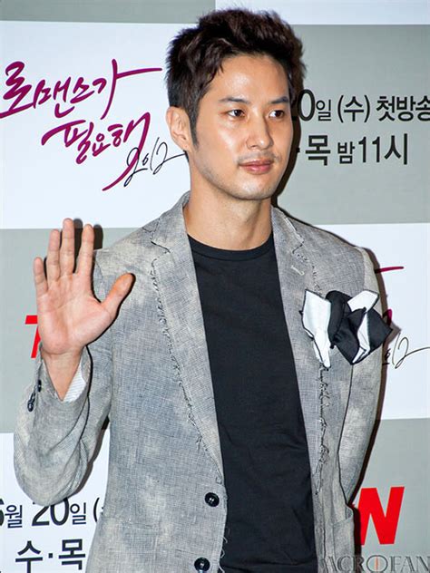 Her brother is film director kim ji eun. Kim Ji Suk: Chàng trai cá tính của điện ảnh Hàn - Phim