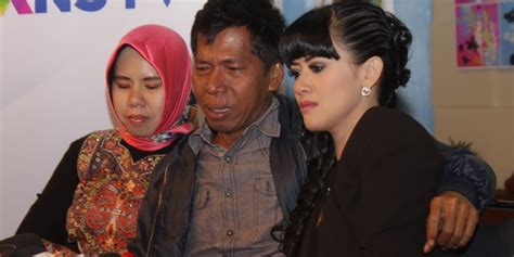 See more of kiwil on facebook. Dekati Cewek Lain, Kiwil Nangis Minta Maaf ke Dua Istri ...