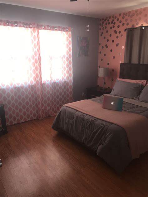 It's fun to have the option to change out other colors and accessories in the rest of the room and not have a bold color competing in the backdrop. Coral and gray bedroom makeover!! Colors are Behr flannel gray and pink mimosa!! | Bedroom ...