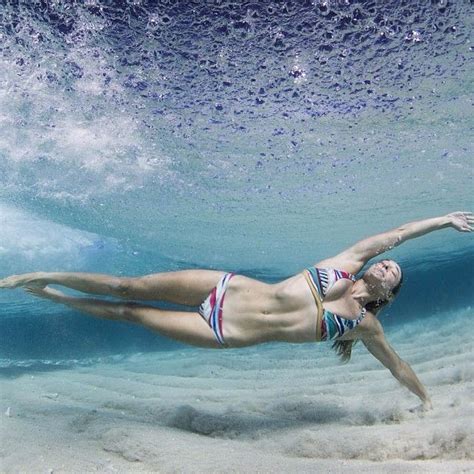 Underwater hottie in tight wetsuit. 101 best babes images on Pinterest | Surfer girls, Surfing ...