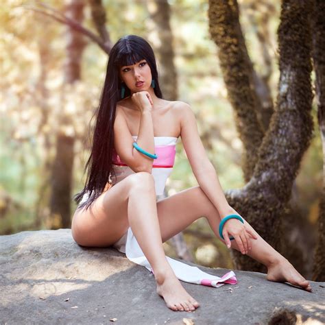 Shes got nice feet actually. Robin Art &Cosplay🌞 on Twitter: "Chel 💗 who is your ...