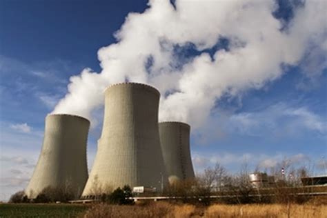 The plant is currently the largest nuclear power plant in taiwan. 又多一個核電廠威脅!福清核電站事故輻射塵「六小時」就會抵臺!!! - 人，就愛亂玩~