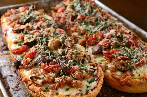 Seeing this simple recipe, i thought i would give it a try. Roasted Veggie and Sausage French Bread Pizza - Life's ...