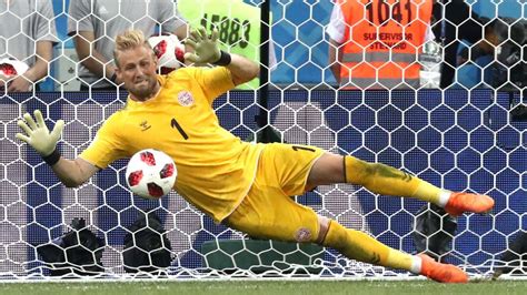 Peter schmeichel talks to jurgen klinsmann, josh hodges and todd saldana. Football: Former Goalkeeper, Peter Schmeichel shows pride ...