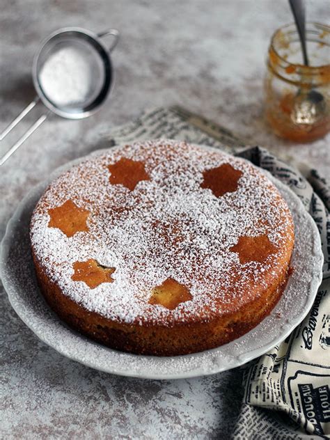 Sciogli in un pentolino o nel microonde 200 gr di burro e lascialo intiepidire. Torta ripiena alla marmellata - senza burro e con un ...