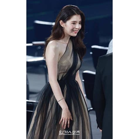 Jun 08, 2021 · tim wowkeren jun 8, 2021 ; Cantik dan Elegan, Intip 6 Pesona Han So Hee di Baeksang ...