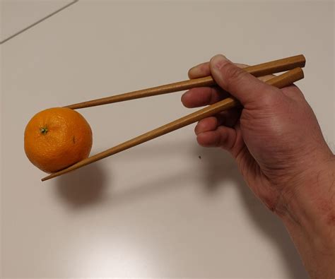 The most important thing to keep in mind is that only one stick really moves. How to Use Chopsticks Easily - Instructables