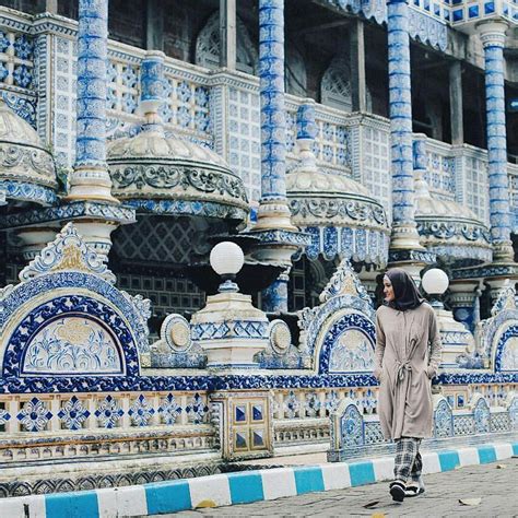 Yang penasaran, langsung aja deh kunjungi masjid penuh misteri di sananrejo, turen, kabupaten malang ini. 5 Masjid Termegah di Malang yang Bikin Hati Kamu Adem ...