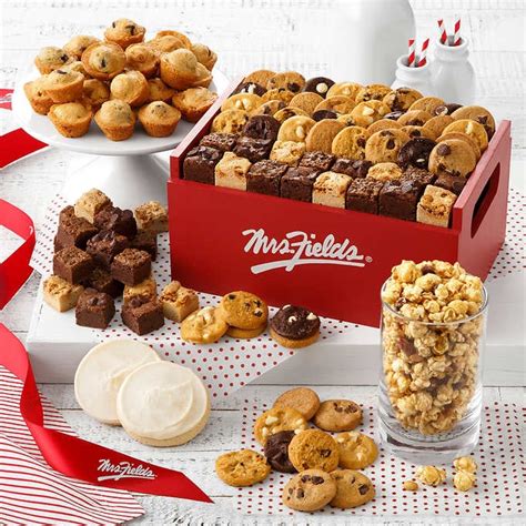 There's no need to run around different stores and shops to gather a variety of cookies for the holidays. Mrs. Fields Cookies Deluxe Crate | Costco Holiday Deals ...