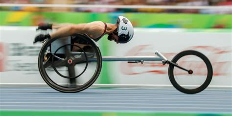 100 farfalla, 400m stile libero e 200m misti. Le Paralimpiadi andrebbero fatte prima delle Olimpiadi ...