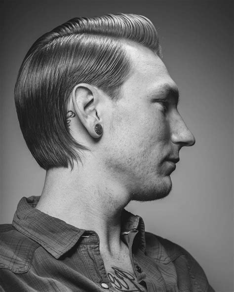 From retro to futuristic, the mullet haircut is back! Mullet Haircut | 30 Examples & Things to Consider