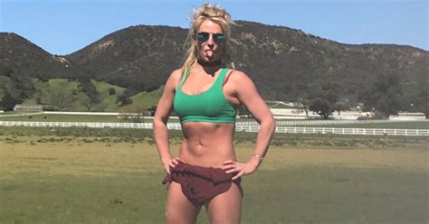 Britney spears' fans called for free britney after shocking abuse claims surfaced in her documentary framing britney spears as well as in the conservatorship court hearing. Britney Spears Shows Off Hot Body, Workout Routine