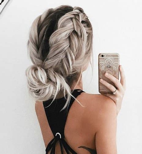 12 braided hairstyles for the older white woman my admired way to alpha an altercation is by saying, i acquisition it funny how…. followed by whatever breach has agitated me. Peinados Tumblr 2018 ¡Aprende a llevar este look con estilo!