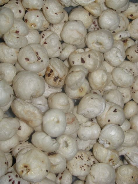 December 5, 2018 4 comments. Phool Makhana Recipe -Roasted Makhana in microwave ...