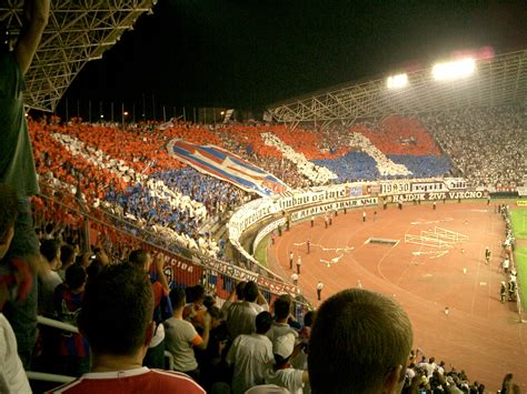 Dinamo zagreb hnk gorica hajduk split hrvatski dragovoljac istra 1961 lokomotiva zagreb osijek rijeka slaven koprivnica šibenik. Opiniones de hajduk split