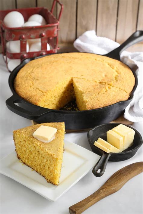 This spoonbread uses grits with the cornmeal, giving the bread extra texture and flavor. Vegan Corn Grit Cornbread Recipe : The Best Vegan ...