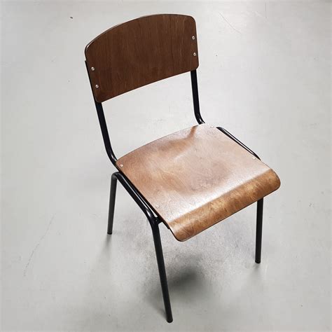 Gebruikte, refurbished, tweedehands stoelen bij ocazu vind u tweedehands kantoormeubelen, zoals goedkope stoelen Mijn ervaring met vintage tweedehands stoelen - Zaken Doen