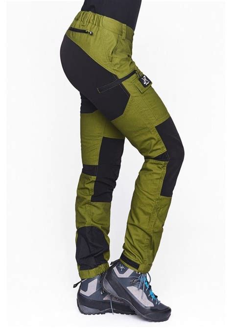 Fjällräven karla pro curved w. Nordwand Pants, Women's Cactus Green in 2020 ...