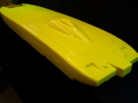 Boat racing is a sport in which boats, or other types of watercraft, race on water. ZONDA Racing Boat - Glassfiberskrog - 1050mm (Gelcoat ...