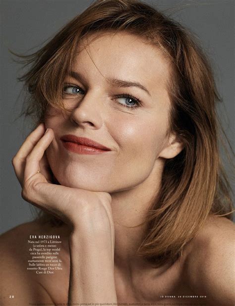 Eva herzigova, milla jovovich dans l'oeil de peter lindbergh(2015). EVA HERZIGOVA in Io Donna Del Corriere Della Sera ...