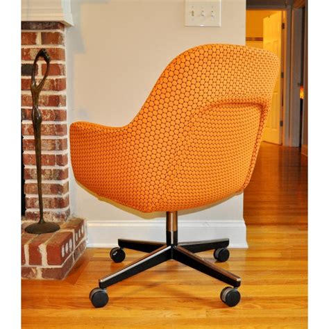 Choose desk chairs on wheels, office chairs or see more seating in different styles and colours. 1960s Mid-Century Modern Knoll International Orange ...