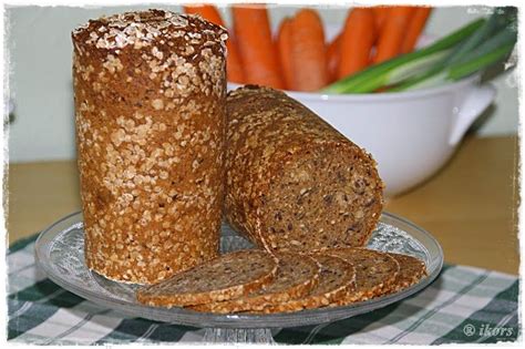 Auch bei diesem leckeren rezept haben sie die wahl ob sie kleine kuchen im glas oder lieber muffins backen wollen. Vollkornbrot im Weckglas | Vollkornbrot, Brot im glas ...