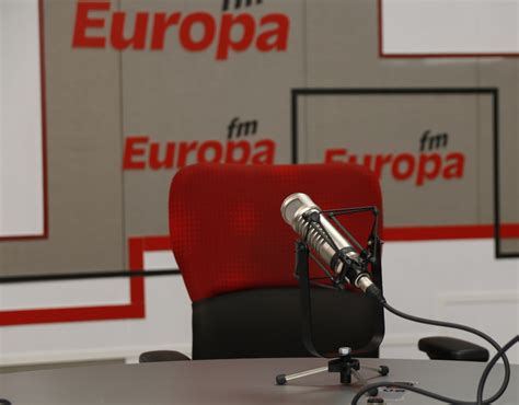 Europa fm live în garaj. În culisele redacției Știri Europa FM : Europa FM