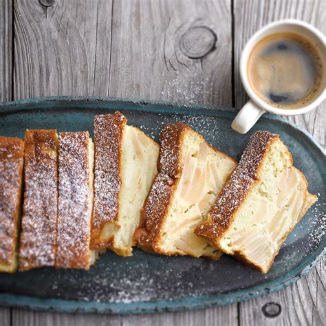 Die birne und einen der äpfel schälen, entkernen und klein schneiden. Apfel-Birnen-Kuchen Rezept | WW Deutschland