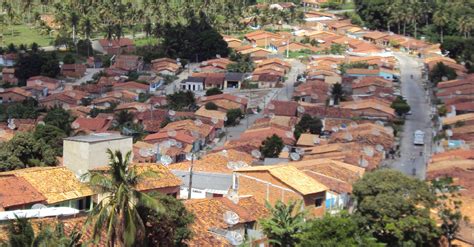 Elizabeth miessa (rio de janeiro, 25 de janeiro de 1961), mais conhecida pelo seu nome artístico beth goulart, é uma atriz, cantora e dramaturga brasileira. SERGIPE EM FOTOS: Município de Pacatuba e seu Famoso Pantanal