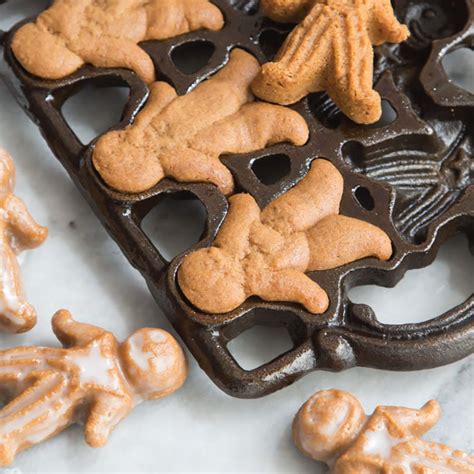 Springerele cookies are easy to make. Gingerbread Cookies | Recipe | Cast iron cookie mold ...