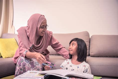 Kena tukar 1 set terus. Ini Kisah Mekanik Wanita Yang Patut Kita Jadikan Inspirasi