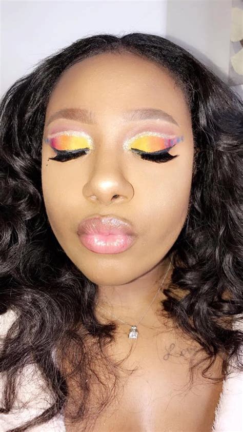 Par exemple si vous publiez une vidéo intitulée apprendre l'anglais pour les enfants, cours n°1, vous pourrez ajouter les tags suivants : Une femme sans bras partage des vidéos de maquillage sur ...