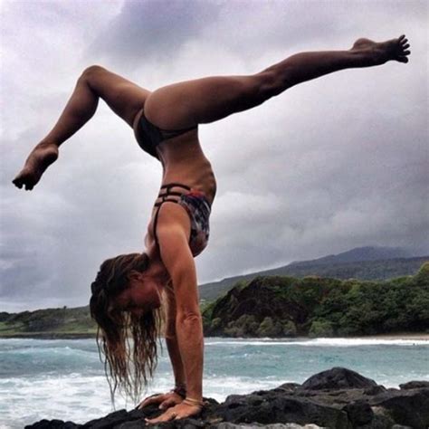 I hope you like flexible blondes. You've Just Got To Love Girls That Do Yoga (38 pics)