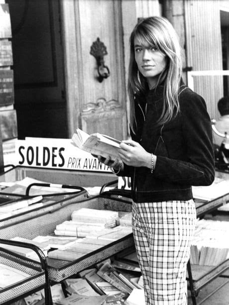 Each week, he'll take a look at an endearing fashion influence and why it's relevant right now. francoise hardy panosundaki Pin