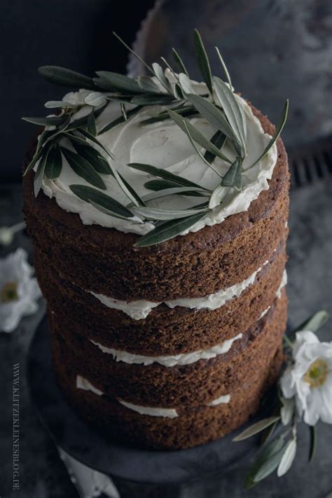 Diesen ahornsirupkuchen vergesse ich bestimmt nicht. Apfelmustörtchen mit einer Meringue-Ahornsirup-Creme ...