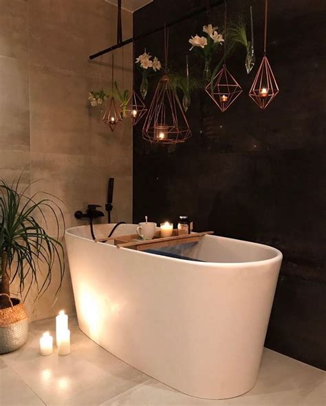 Vi i vikingbad har aldri lansert så mange nyheter som i 2020. INSPIRASJON TIL BADET 🛁 on Instagram: "Lekkert hos ...