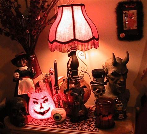 And when it comes to halloween party. Bedroom - red lightbulb with creepy decor | Halloween ...