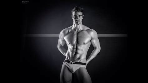 Right now we don't know about body measurements. Ben Smith: FitFactor 2015 Casting, Careoke, Diet, Real ...