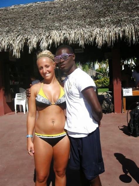 In this article, you'll learn what an instagram caption is, why you should use one, and tips for writing the best instagram captions. Cuckold Lifestyle: Watch your hotwife getting wild in vacation