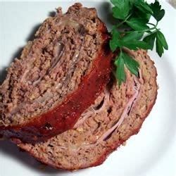 Line a baking pan with a few layers of aluminum foil and set aside. Baking Meatloaf At 400 Degrees : How Long To Bake Meatloaf At 400 Degrees : In a 400 degree over ...