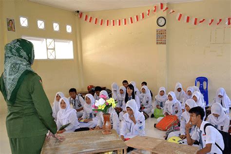 Pembahasan kali ini yaitu mengenai perangkat pembelajaran khusus untuk jenjang sma yaitu mengenai perangkat pembelajaran silabus mata pelajaran biologi kelas xi sma kurikulum 2013 edisi revisi terbaru. Sekolah Harus Aktifkan Guru BK