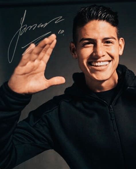 May 31, 2021 · cortesía, instagram oficial james rodríguez / archivo, agencia efe desde que se conoció que reinaldo rueda y su cuerpo técnico decidieron no contar con el zurdo para los partidos de eliminatorias al mundial catar 2022 y para la copa américa 2021, él ha estado más activo y visible en redes sociales. James Rodríguez Fanpage on Instagram: "James para @otro 💛 ...