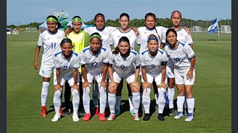 Torneo nacional milad y el retorno del fútbol: Selección femenina salvadoreña recibe histórica goleada en ...