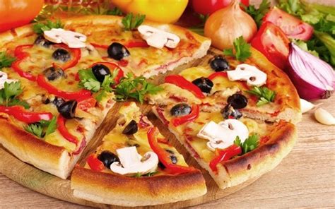 Our wood fired pizza respects the tradition without compromise. إيطاليا تسعى لضم "بيتزا نابولي" لقائمة التراث الثقافي ...