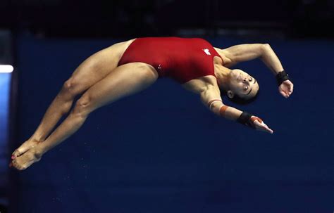 She competes in the 10m synchronized event with roseline filion. Coronavirus: Meaghan Benfeito prend les choses un jour à ...