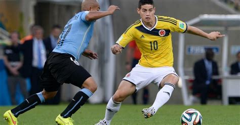 James david rodríguez rubio is a colombian professional footballer who plays as an attacking midfielder or winger for premier league club ev. Brasile 2014: lo show di James Rodriguez porta la Colombia ...