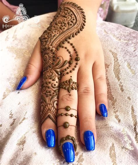 We have found 44+ simple and easy henna tattoo designs that will attract beauty, you can find here so many stunning asian and african henna designs for. 2,299 Likes, 7 Comments - Sarala Aravind (@henna_paradise ...