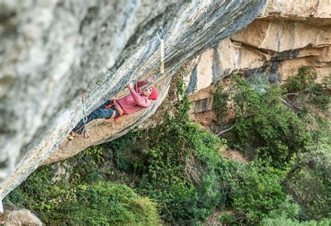 Jakob schubert's uncut ascent of weisse rose 9a at schleier waterfall, tirol. Jakob Schubert réussit un des plus gros flash de l ...